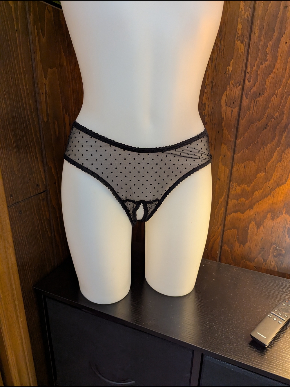 🖤 Victoria’s Secret Black Polka Dot Cheeky Panty – Large – NWT - Picture 3 of 13